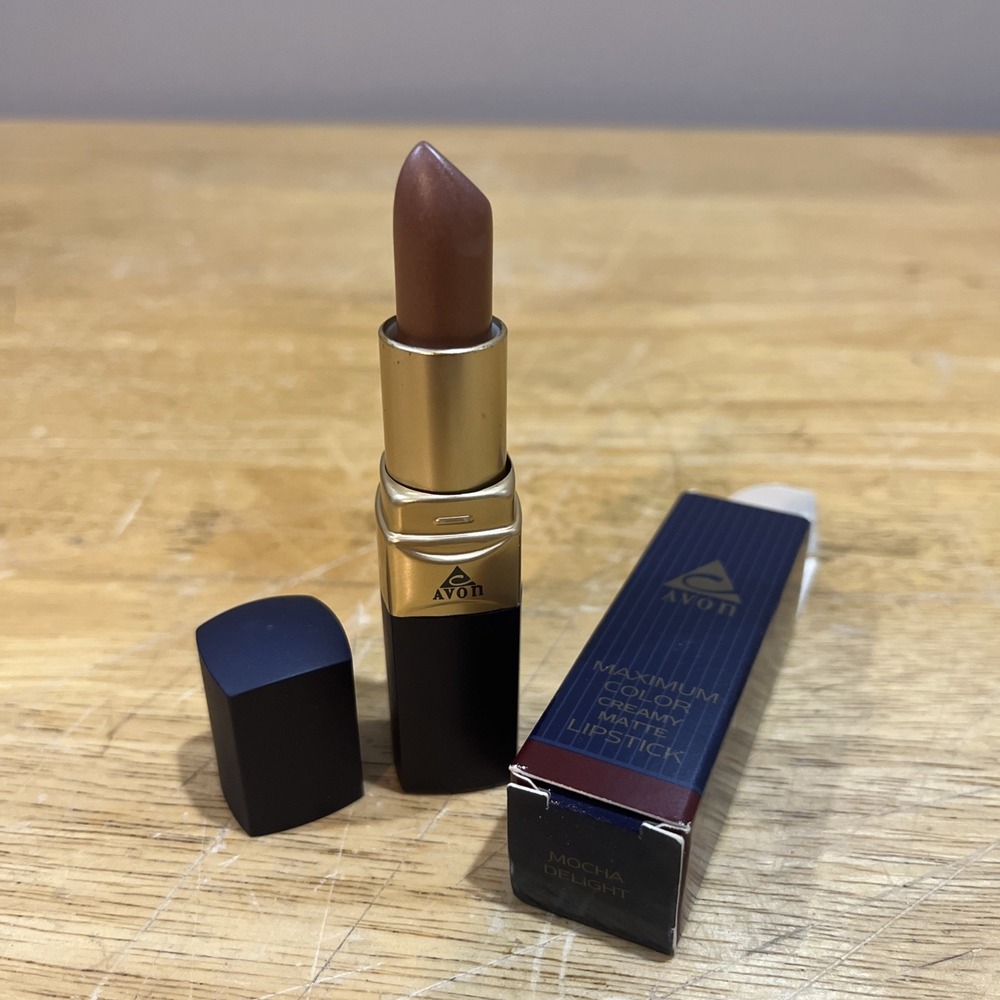Vintage 1995 Avon Maximum‎ Color Creamy Matte Lipstick .13oz Mocha Delight
